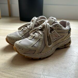New Balance 1906 all Beige size 39